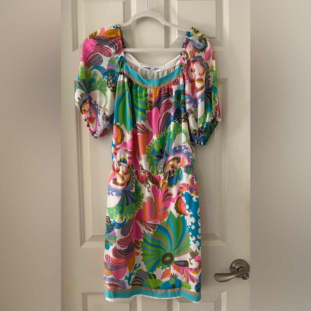 Trina Turk Vibrant Colorful Silk Floral Print Square Neck Mini Dress Size 2